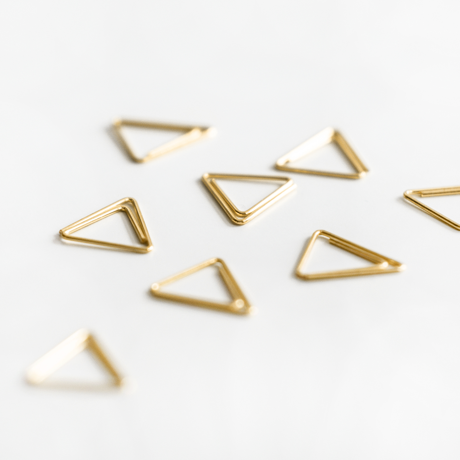 Clips gold Triangle